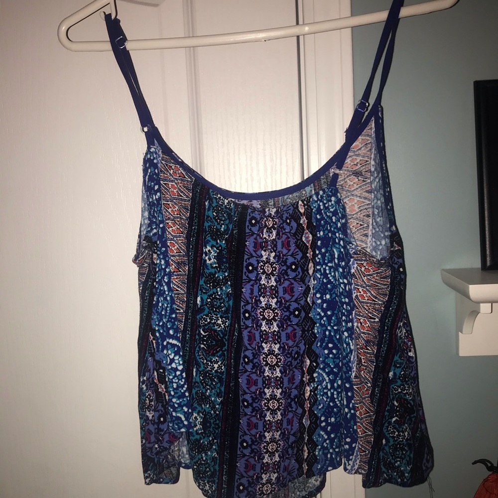 patterned blue crop top - Picture 2 of 2